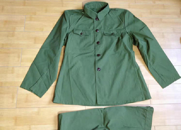 的确良:70年代的稀罕物,曾经被当成嫁妆,现如今已经没落