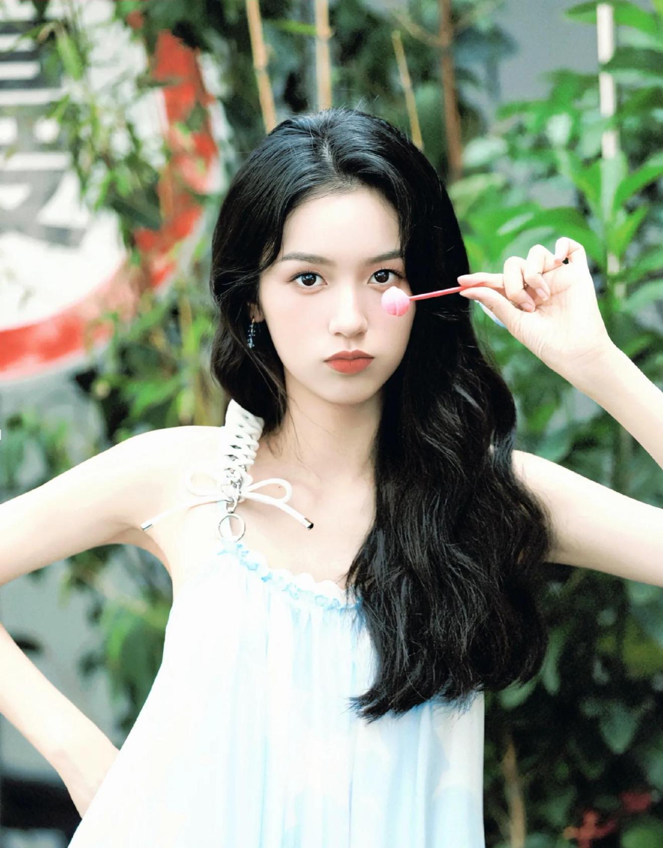 周也:从校园女神到抗战女英雄,她的演技让人惊艳!