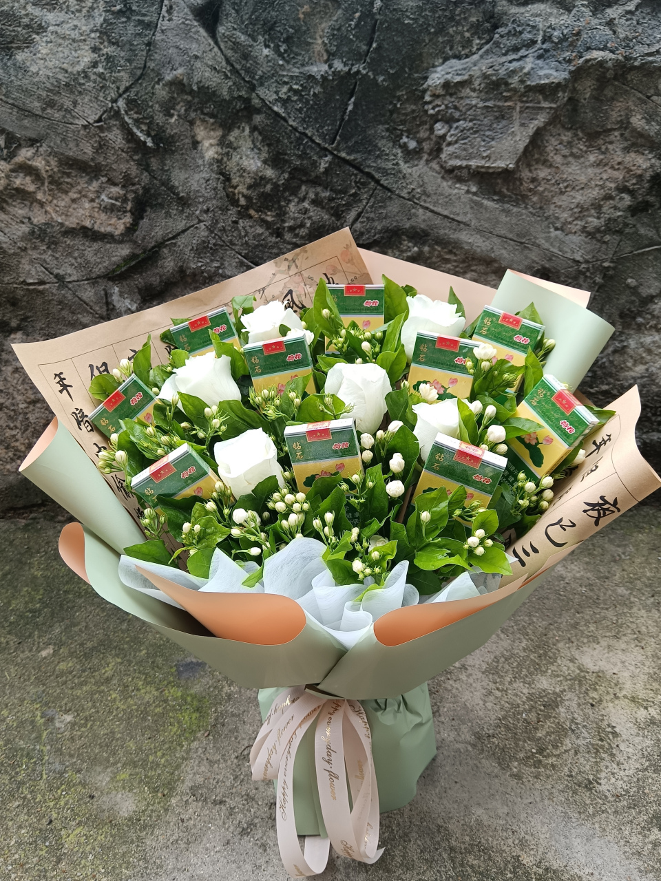 香烟茉莉花束 赠君茉莉,愿君莫离 送给男朋友最好的花礼