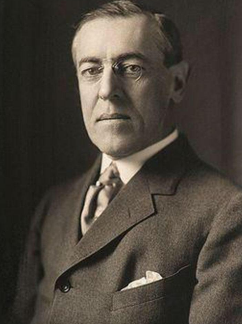 首个被大学"除名"的美国总统,看清威尔逊"和平主义"的面具