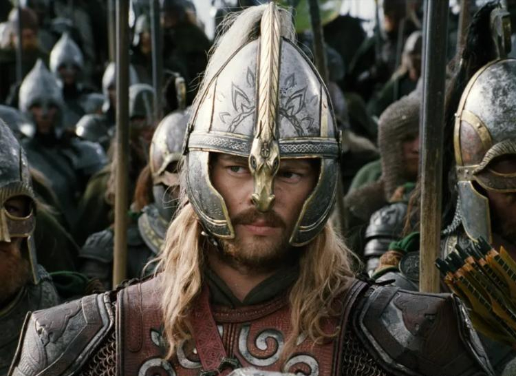 洛汗国在真实的历史中,罗马帝国最后覆灭了,东西罗马再无统一的可能