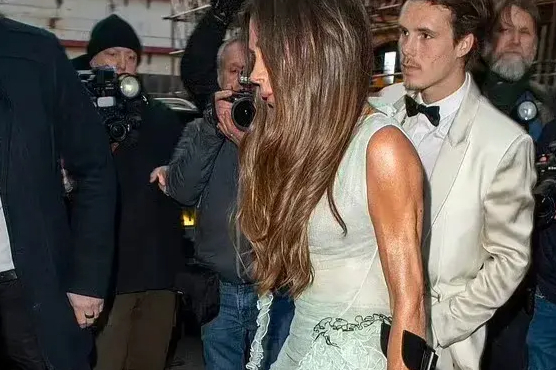 贝嫂维多利亚50岁生日,贝克汉姆豪掷200多万举办顶级寿宴