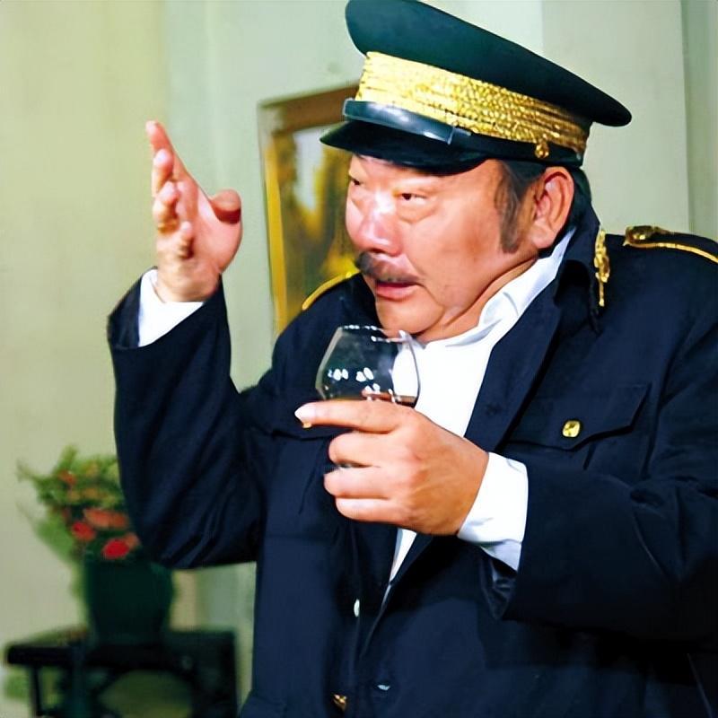 《虾球传》42年演员现状,虾球与牛仔成功转行,阿娣出国名气不再