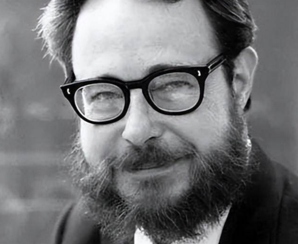 1991年学霸卢刚赴美读博时,因论文未获奖枪杀5人,而后含笑自尽