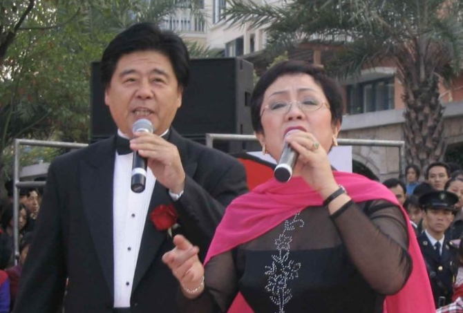 回顾:以为他们退出歌坛,其实已悄然离逝,再也见不到的9位歌星