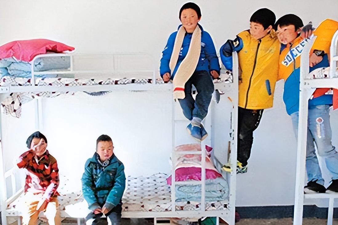 回顾贫困男孩获捐赠70万,却被曝仅到手500元,当地教育局如何回应