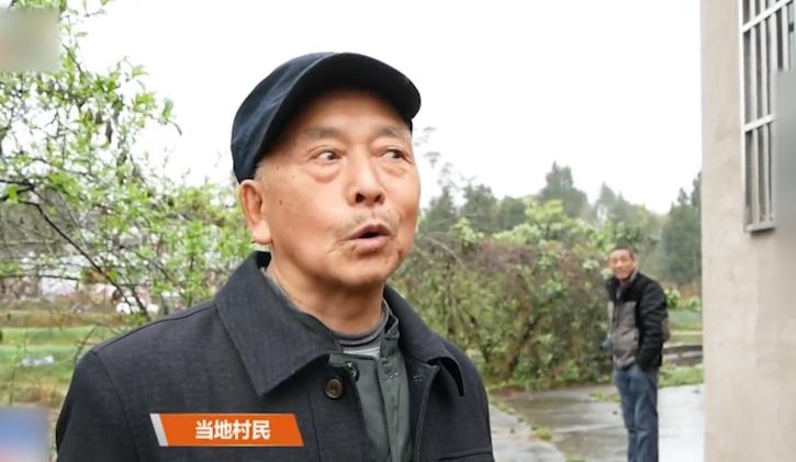 通过寻亲志愿者,以及四川营山民警的帮助,陈兵带着嫂子文泽玉找到了