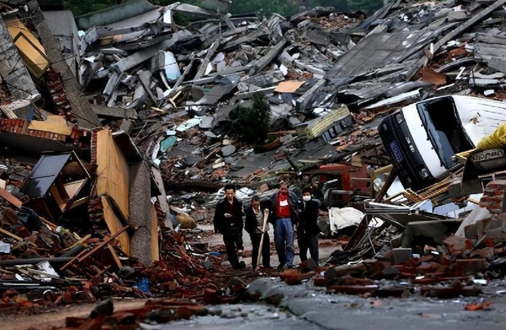 汶川地震封禁的照片图片