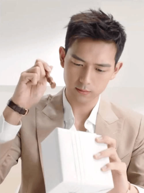 内娱公认的顶级神颜10位,李现第8许凯第6,王一博排第3