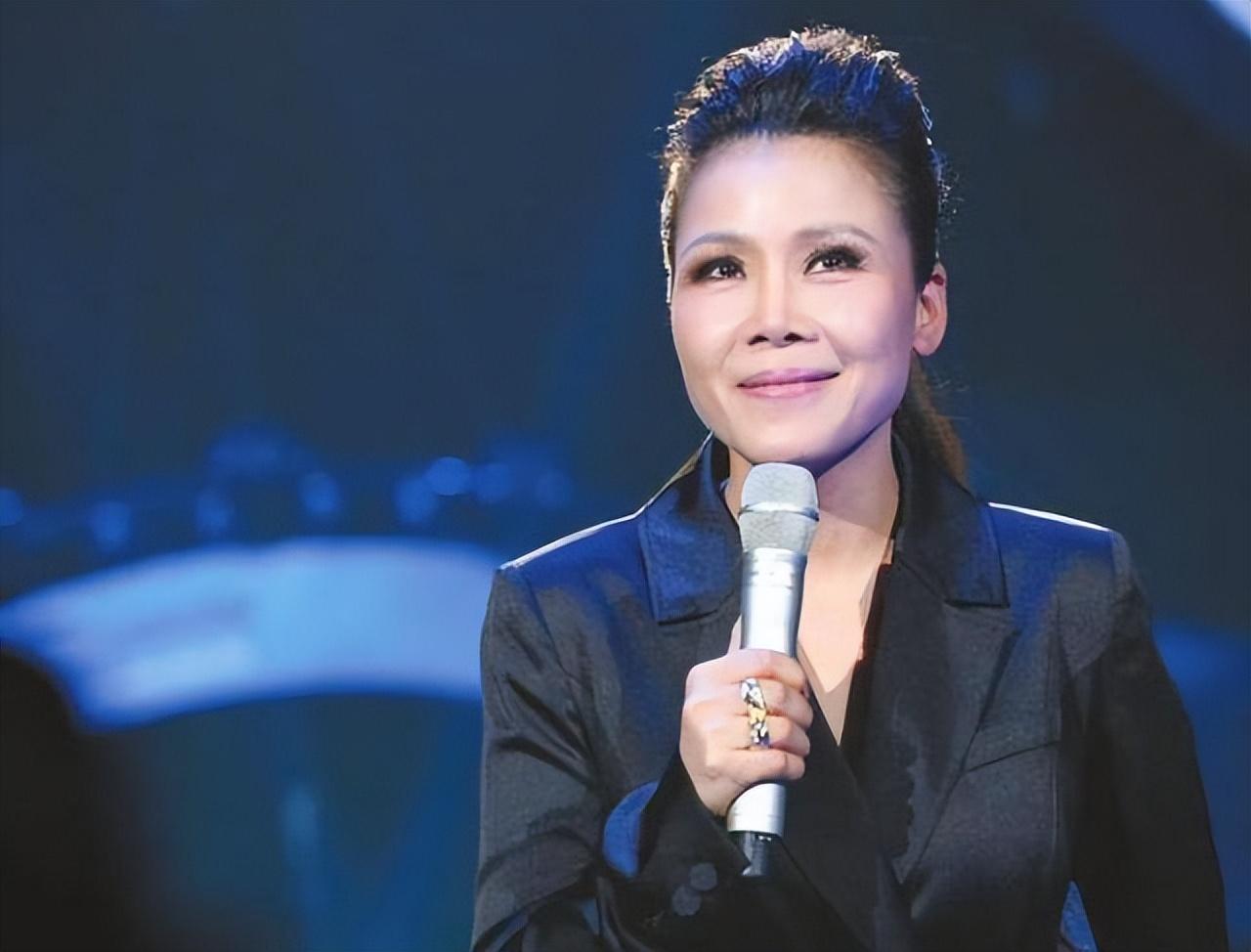 4位"消失"的顶流女歌手,如今境况,有人深居简出,有人