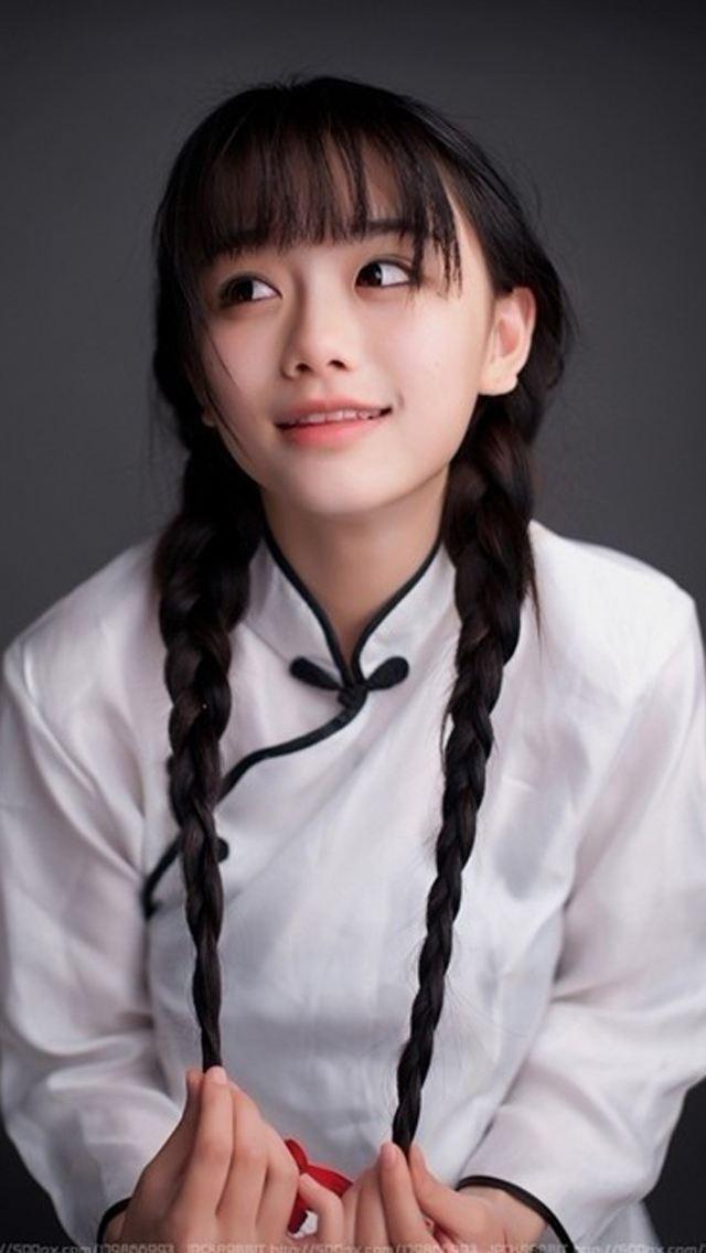 回顾盘点进入娱乐圈的10位女网红:白鹿踏实认真,赵露思俏皮搞笑