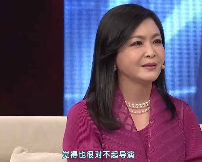 红楼梦剧组重聚时,金莉莉都有参加,每次回忆参加弃演的经历,都无法