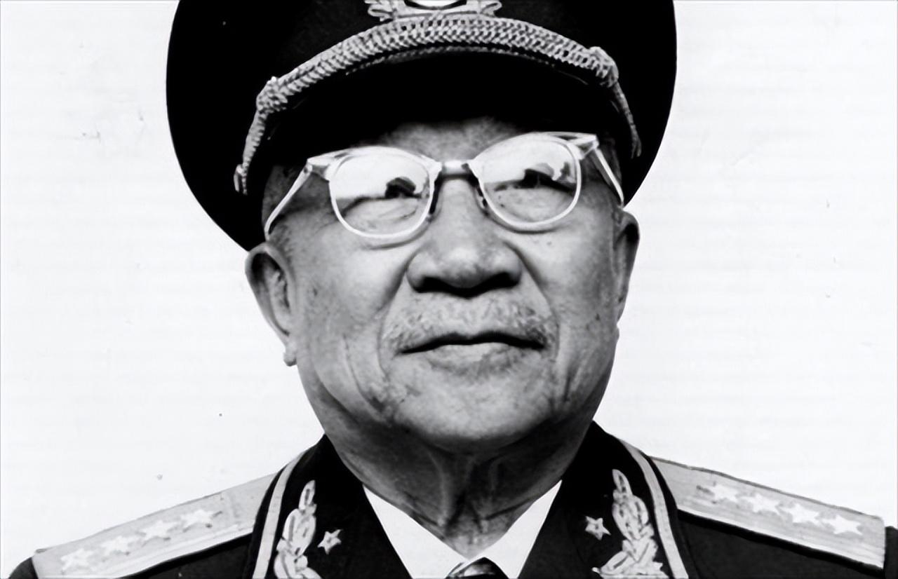 新中国成立后,张云逸被授予大将军衔,当时的他已经63岁,而他也是十位