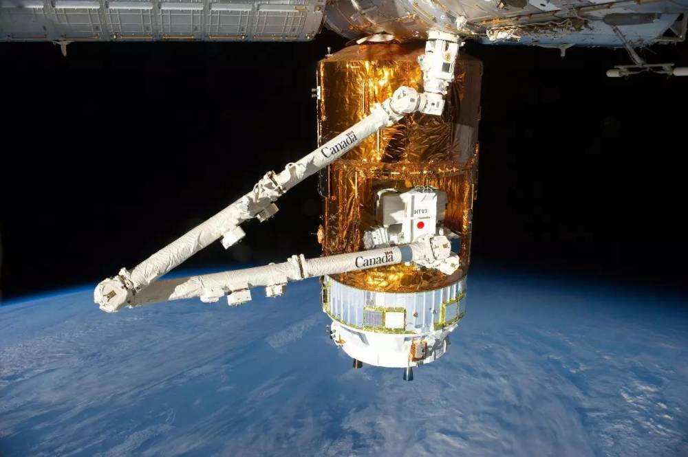 回顾:问天实验舱的机械臂,比天和核心舱更长更多,到底有多先进