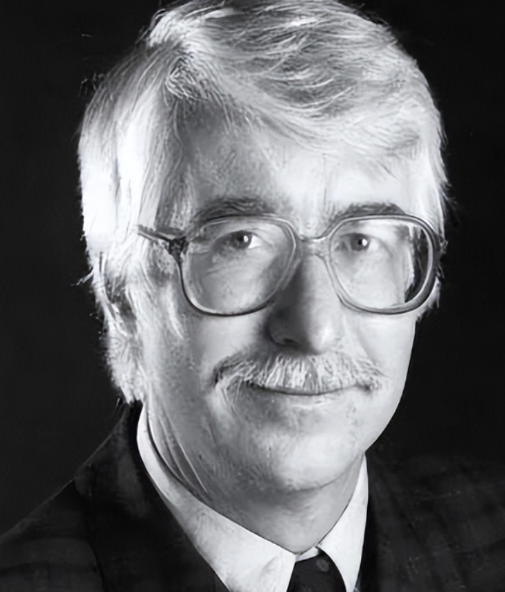 1991年学霸卢刚赴美读博时,因论文未获奖枪杀5人,而后含笑自尽