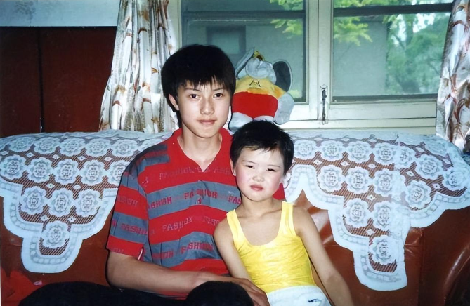 张常宁复出!她的婚姻是父亲撮合的,与同父异母的哥哥故事多