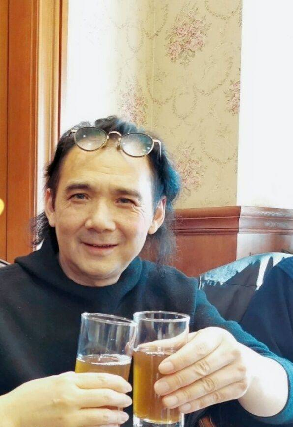 《虾球传》42年演员现状,虾球与牛仔成功转行,阿娣出国名气不再