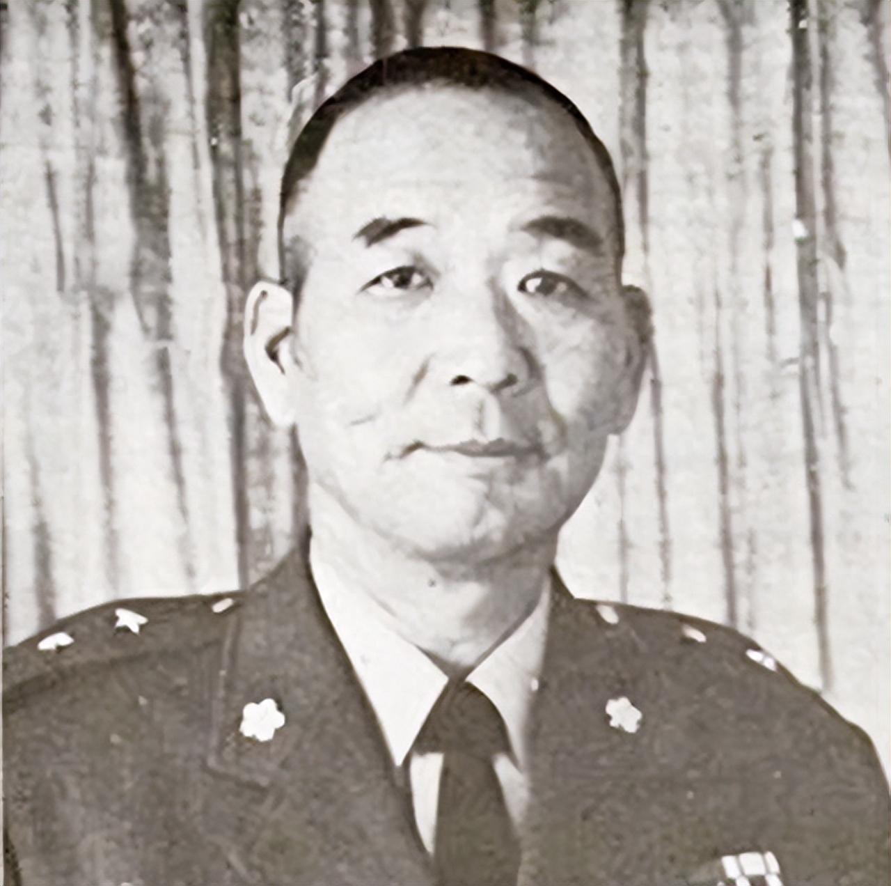 47年国军开会,郭汝瑰怒斥胡琏:你和刘伯承住一个村,咋让他跑了