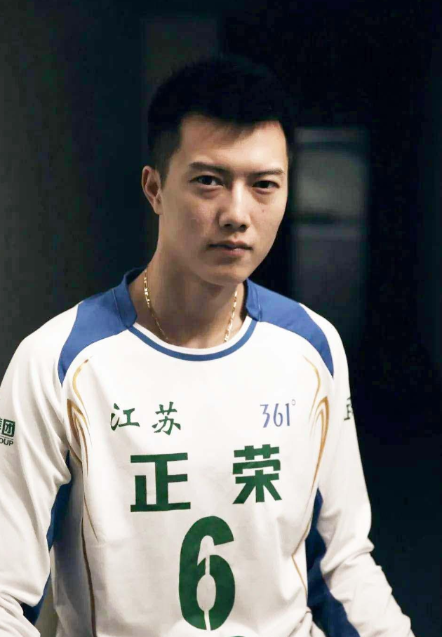 张常宁复出!她的婚姻是父亲撮合的,与同父异母的哥哥故事多