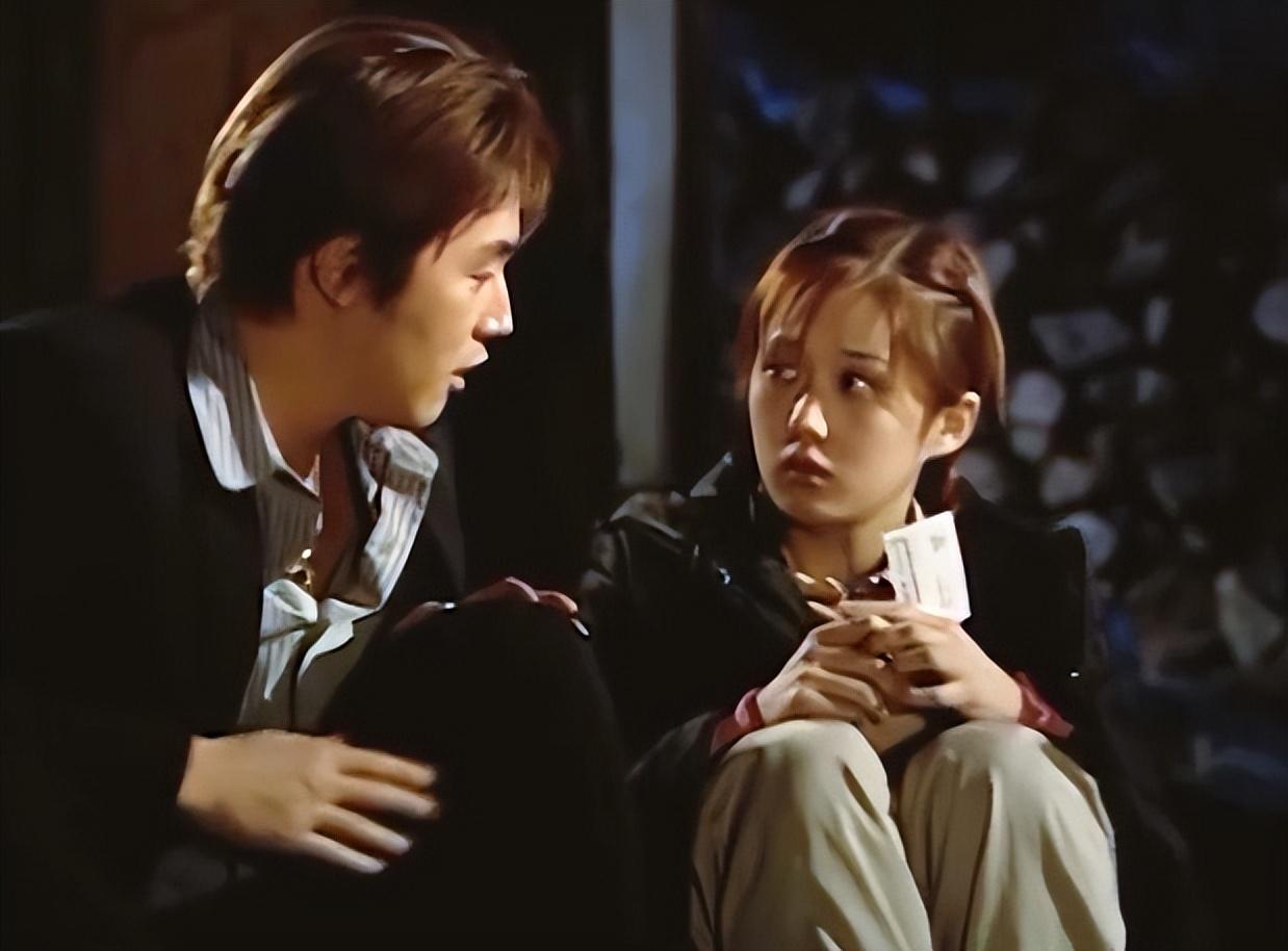 该剧的剧情极富创意,翻拍自当时热门韩剧《明朗少女成功记》.