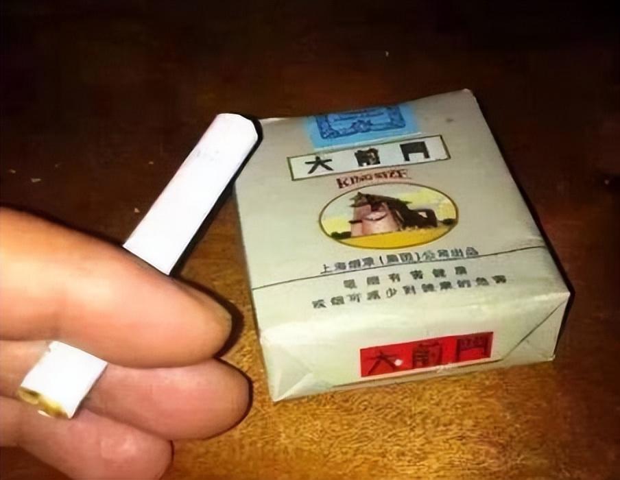 大前门香烟多少钱图片