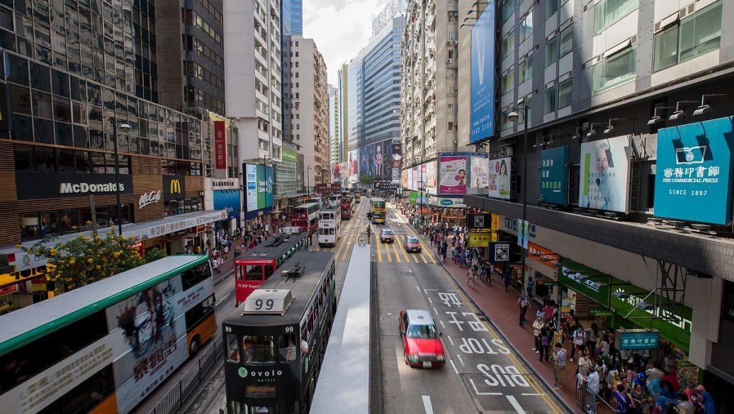 回顾:17岁赴港,49岁死街头,娶妻生15个孩子,给后代半个铜锣湾