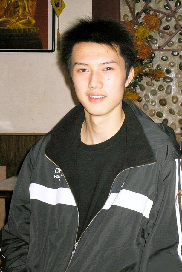 张常宁复出!她的婚姻是父亲撮合的,与同父异母的哥哥故事多