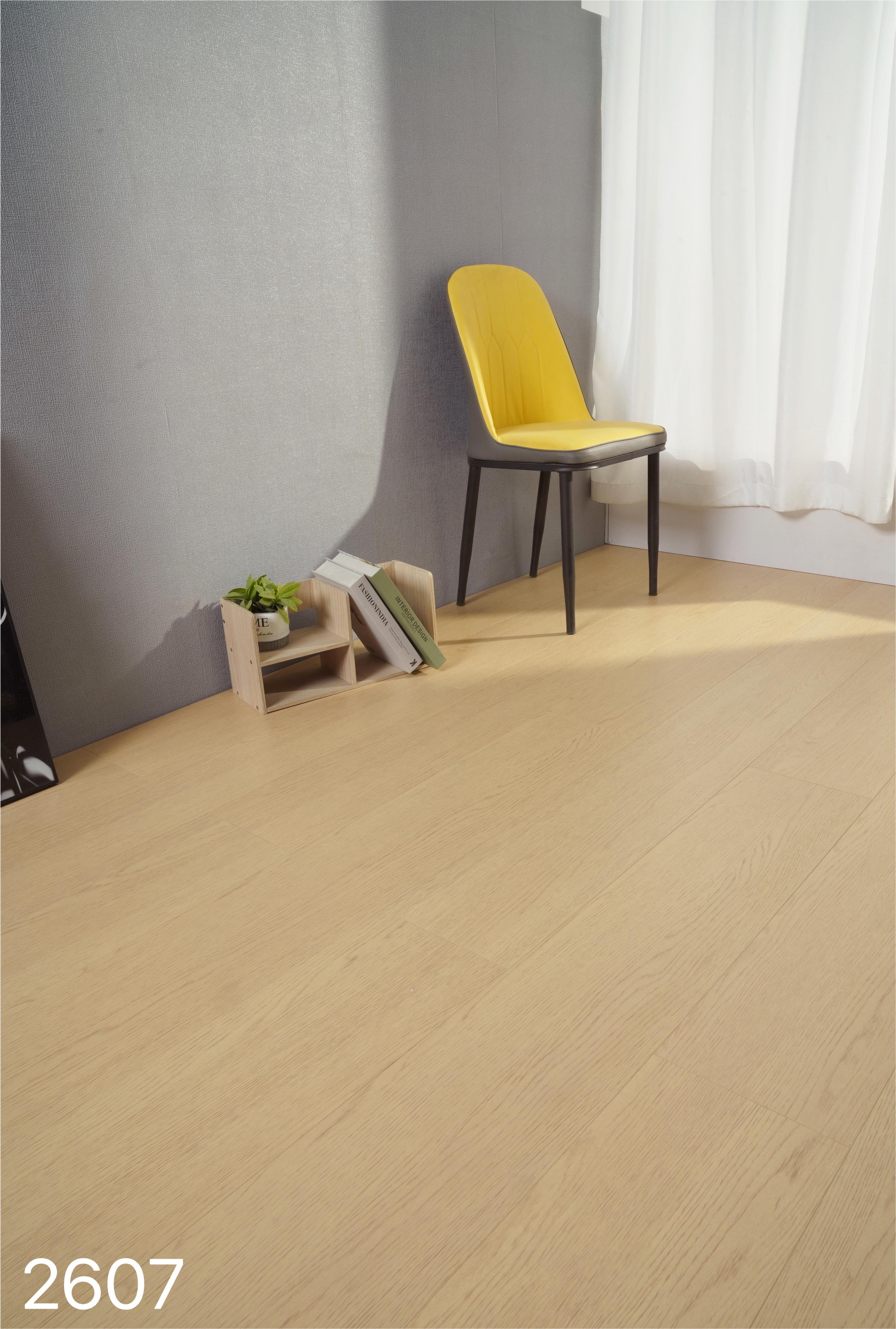 对于地板的选购是每个业主比较头疼的事情,品牌错综复杂,产品良莠不