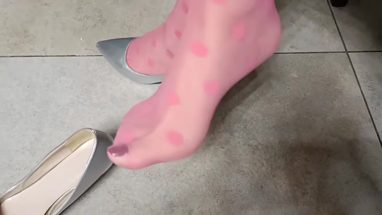 有缘 粉色 丝袜穿搭 美脚