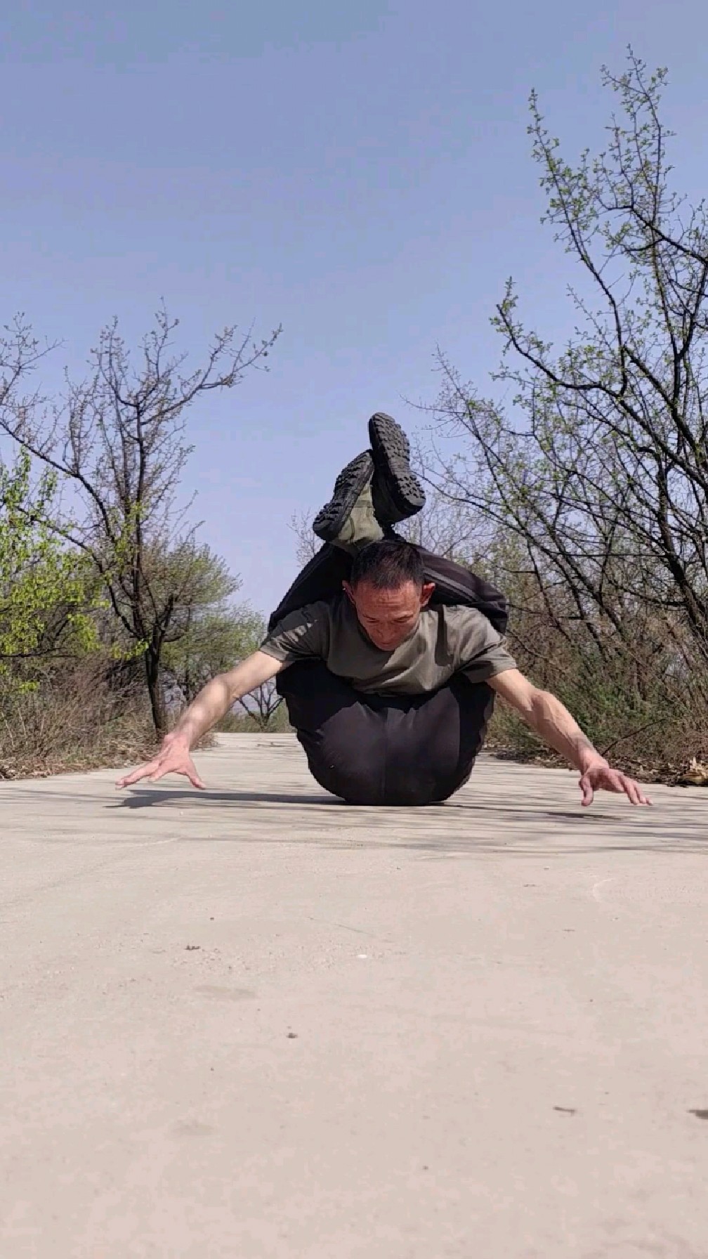 钢筋铁骨,独门功夫