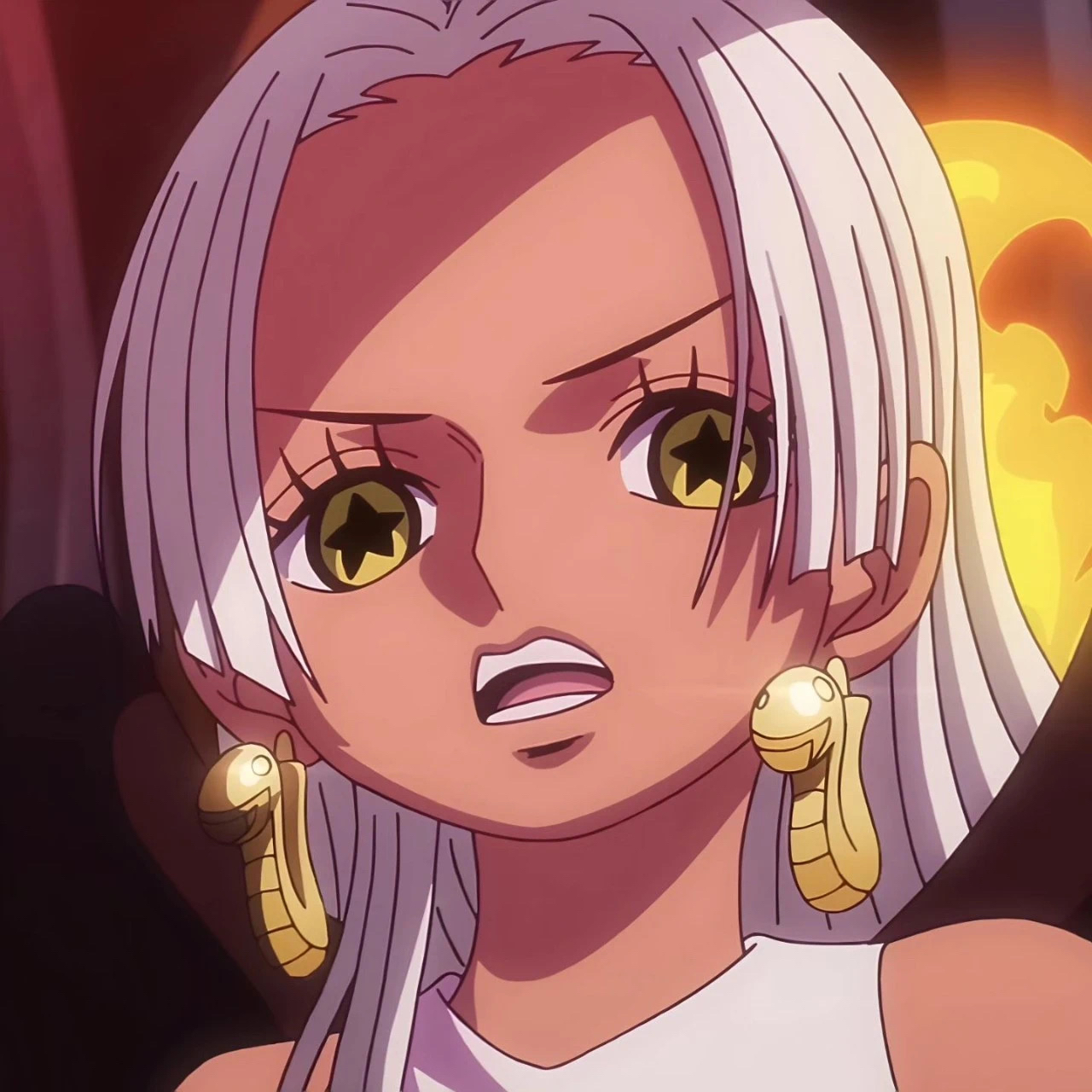 动漫# #海贼王# #动漫头像和壁纸# 海贼王炽天使女帝,头像修图,傲娇