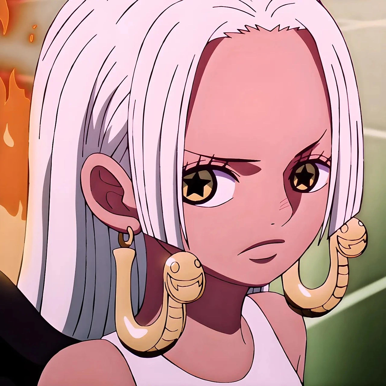 动漫# #海贼王# #动漫头像和壁纸# 海贼王炽天使女帝,头像修图,敖娇