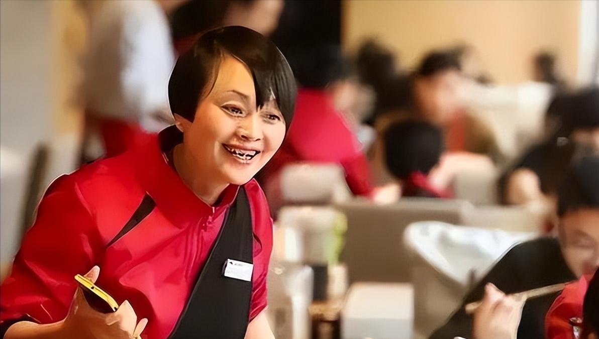 回顾杨利娟为帮哥还债,16岁辍学打工,跟随老板24年,老板分30亿