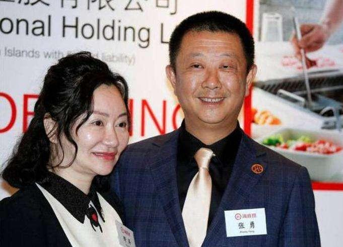 两人寒暄之后张勇才得知,原来杨利娟的老板选择放弃了本地的原本的