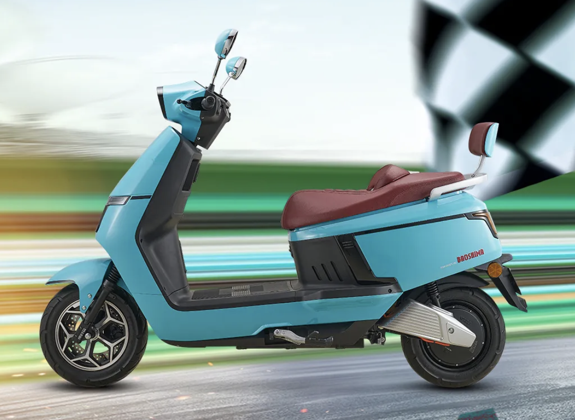 2款全新大电摩来了,颜值和性能双杀,最高210公里续航,体验很赞