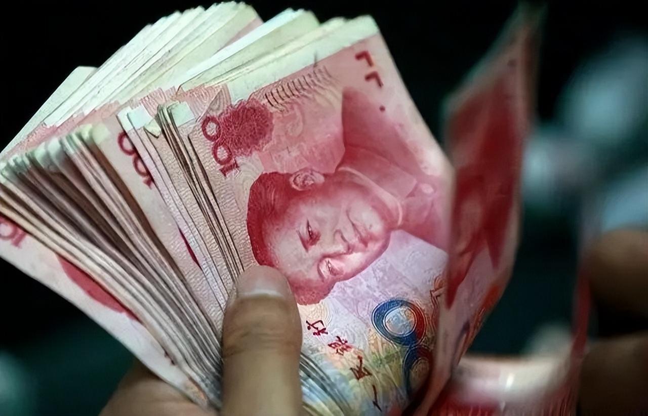 2010年,未婚夫妻出车祸,医生宣布死亡后,躺在殡仪馆的女子动了