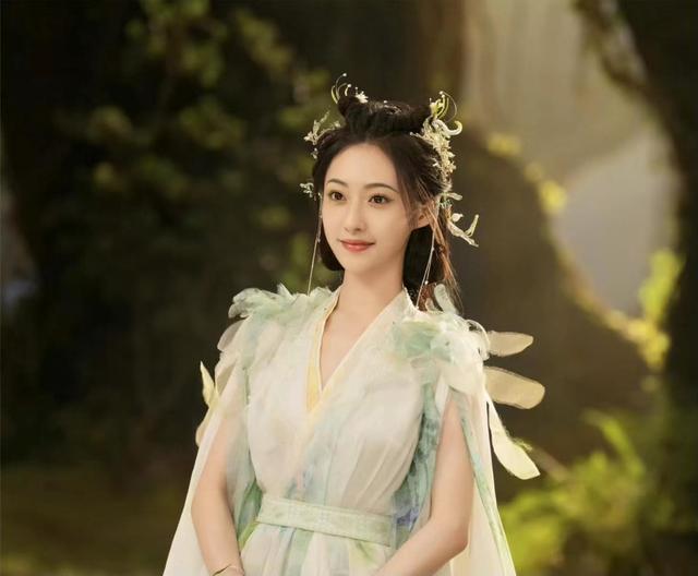 《月红篇》即将独播,但凡杨幂拉垮点,就压不住这群绝色女配