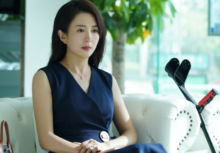 恬欣(王菲菲饰)人如其名,甜美可爱,在主角蓝菲琳等人光环下,很容易被