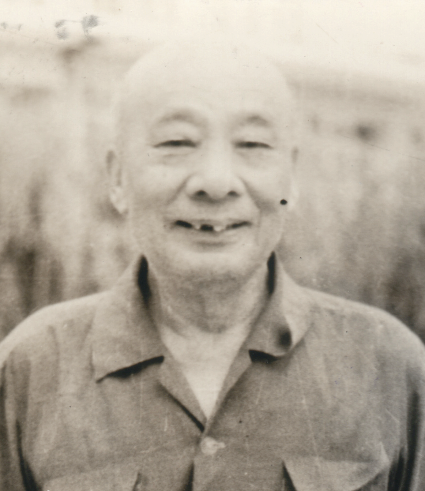 中共特工史上首个双重间谍,51年判死刑时说:陈赓周总理认识我