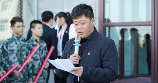 回顾赵本山"过气"徒弟现状,车祸失忆,无戏可拍,出狱后做网红