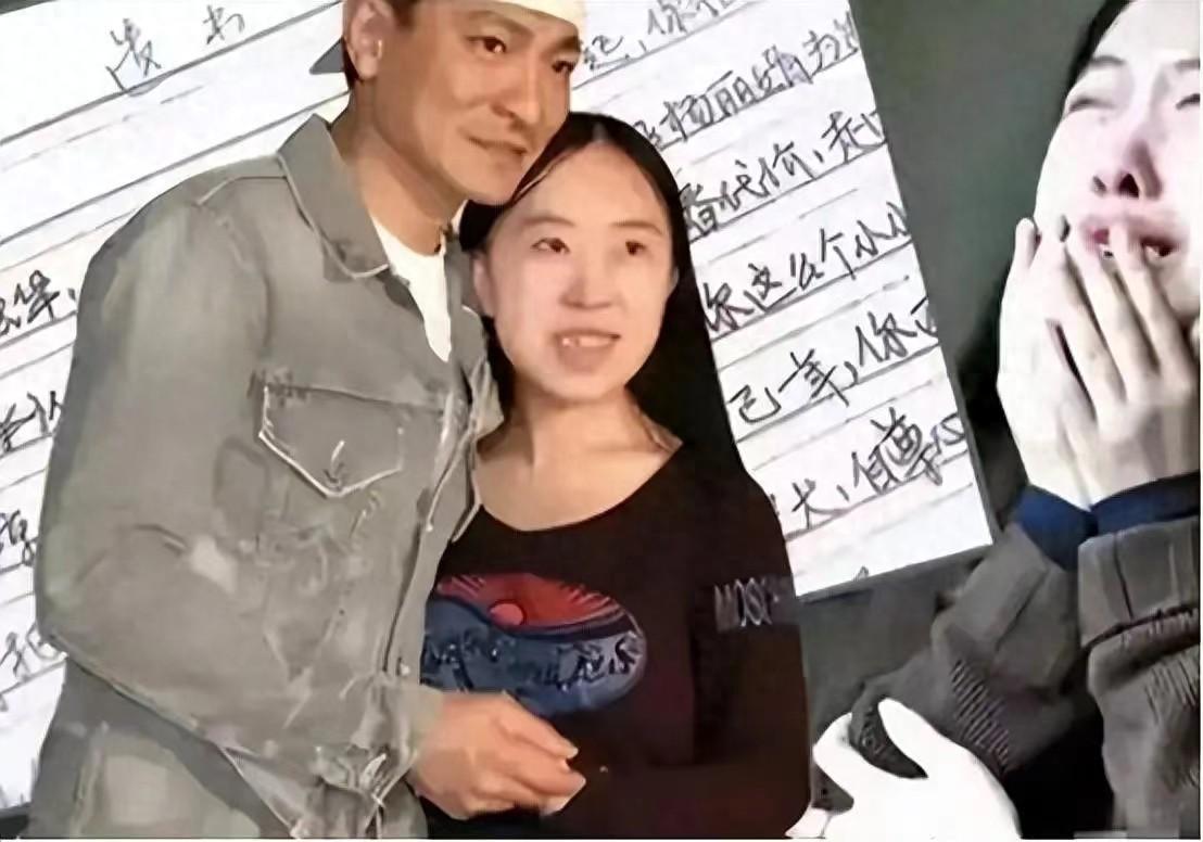 回顾45岁杨丽娟近况,曾追求刘德华至家破人亡,如今打工仍未婚