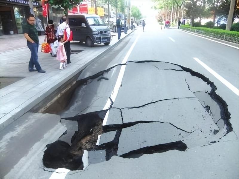 回顾:中国一半城市在下沉,上海天津无一幸免,究竟是怎么回事?