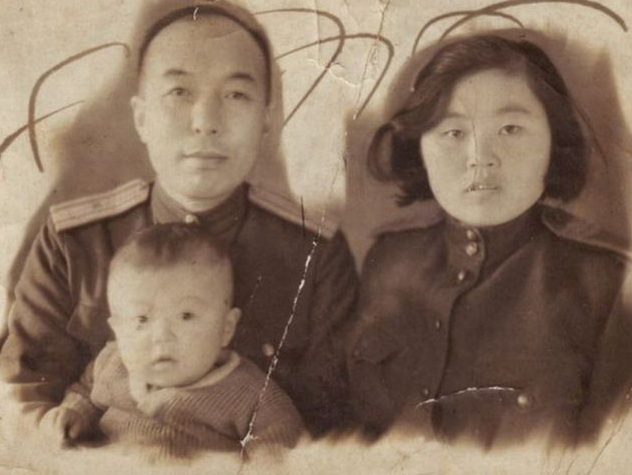 1941年,抗联名将李兆麟将新生儿子丢进深山,女儿:完全理解!