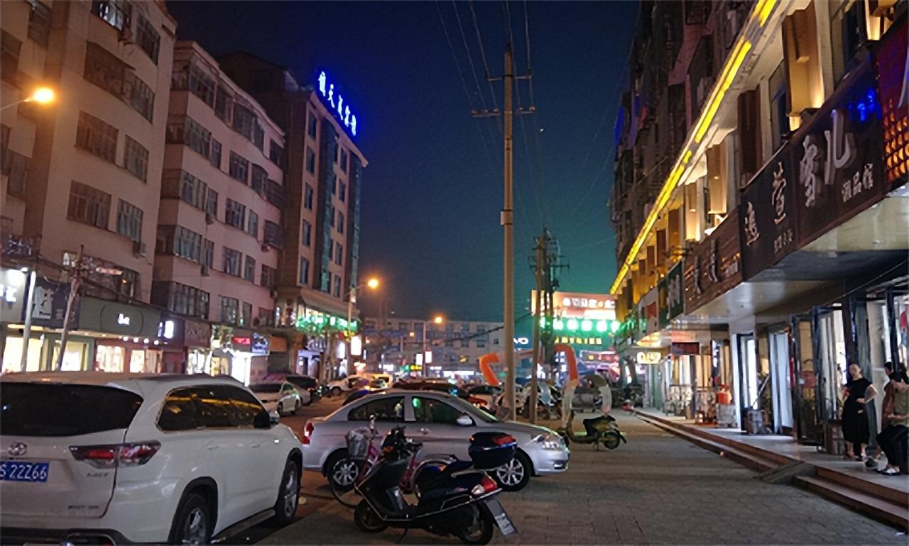并结合案发时间,犯罪分子并没有逃多远,有很大可能会暂时停留在固始县