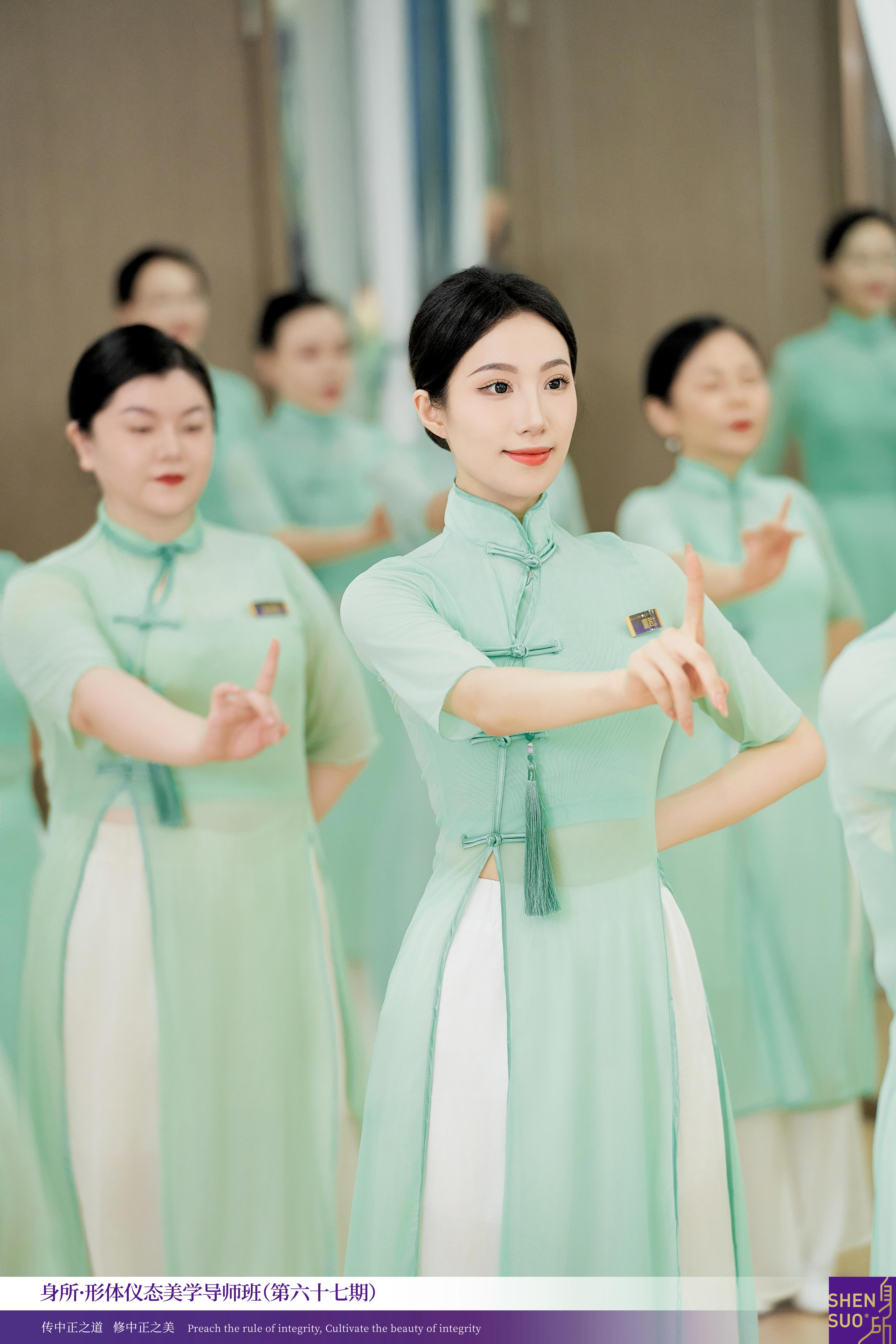 如花美好,如水柔情丨身所形体仪态美学导师班第67期学员故事