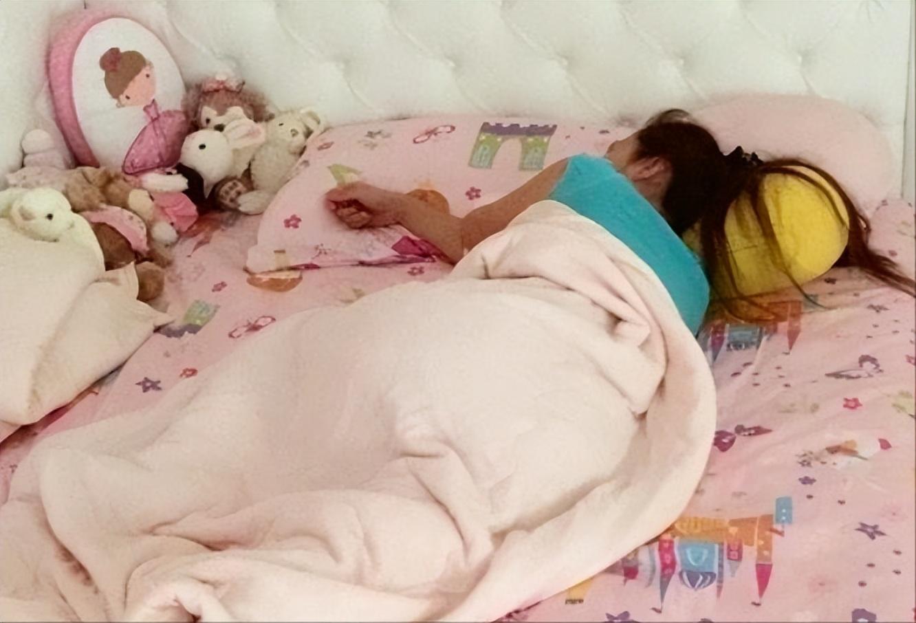 19年,上海一男子,出轨小三被发现,深夜杀害熟睡的妻子并抛尸荒野