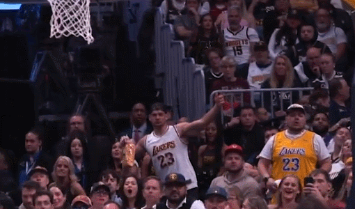 约基奇27+20+10穆雷压哨绝杀 掘金险胜湖人2-0_NBA季后赛掘金vs湖人 贾马尔穆雷压哨绝杀 丹佛掘金主场逆转洛杉矶湖人