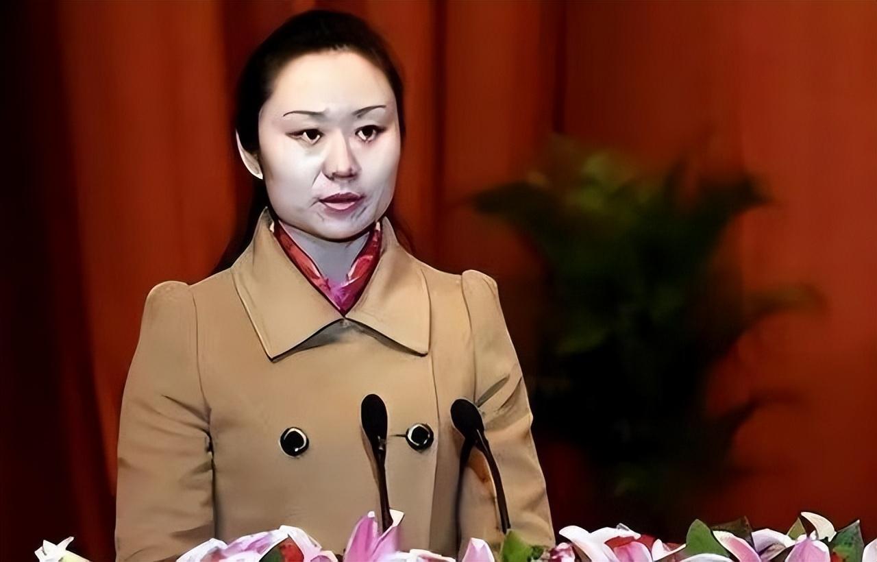 张建霞向张淑芳表示她可以进行肝脏移植,她的血型和王振龙的血型一样