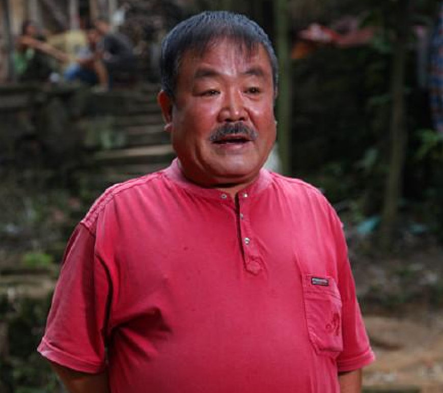 2017年11月,许敬义病逝家中,圈内人很少有人知晓,唯有六小龄童以及扈