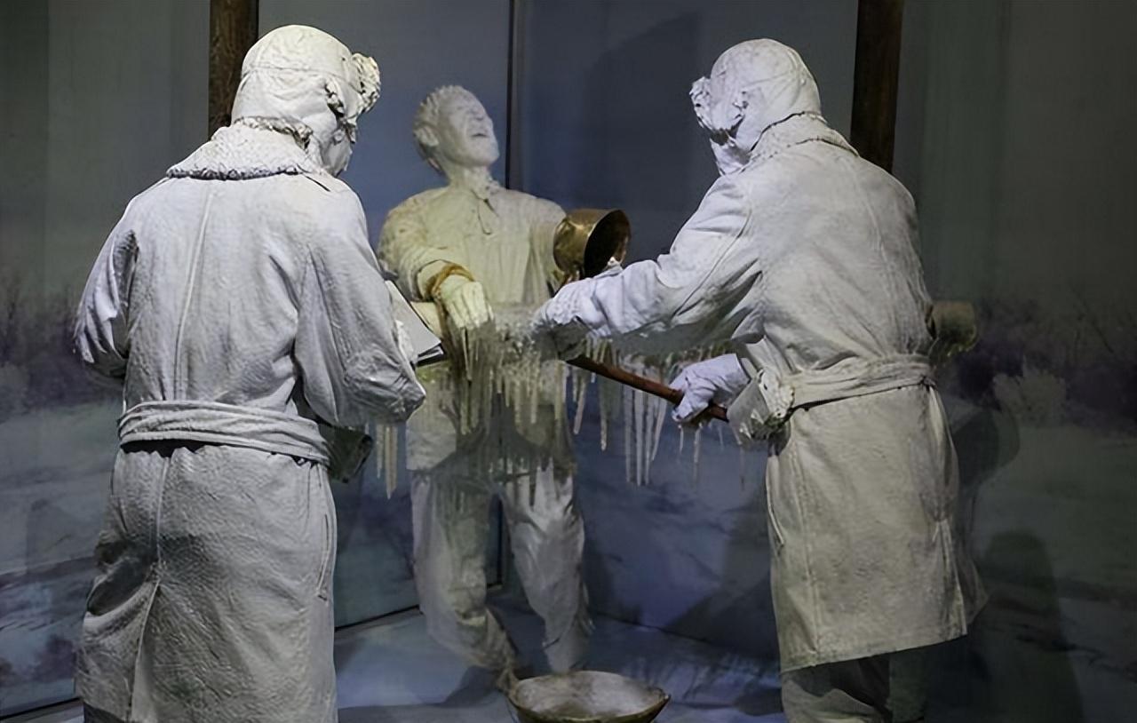 2004年一日本侵华老兵来黑龙江,指着地面:下面埋着一百多箱弹药